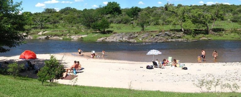 Río en Villa Quillinzo